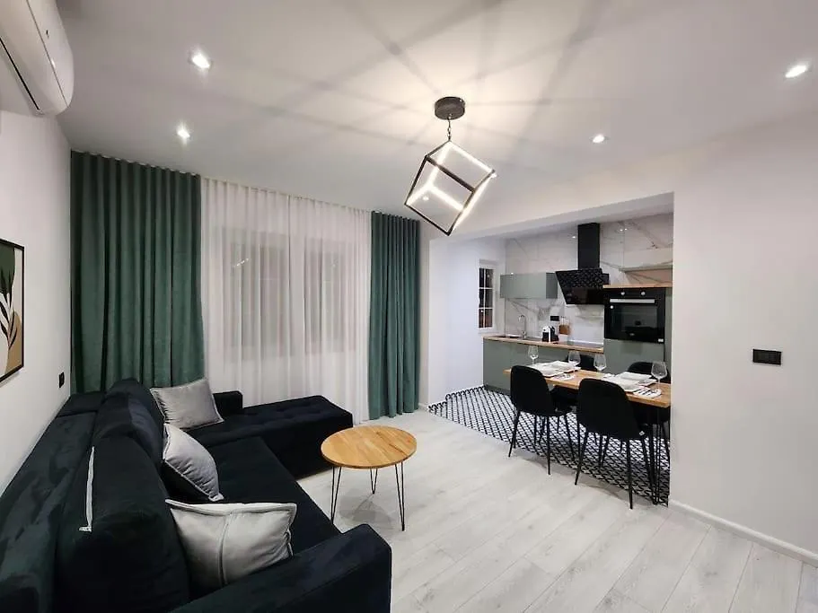 'Olive'Condo -Where Your Next Journey Begins Berat 0*,  Albania